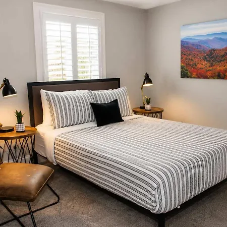 Charming Sylvan Park Relax & Nashville