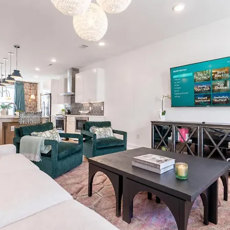 Luxe 4br Retreat With Hot Tub & Skyline Deck *