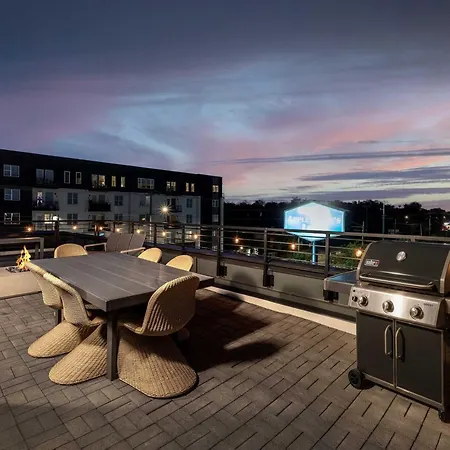 Two Luxury Homes Hot Tub Fire Pit Views Holiday home *
