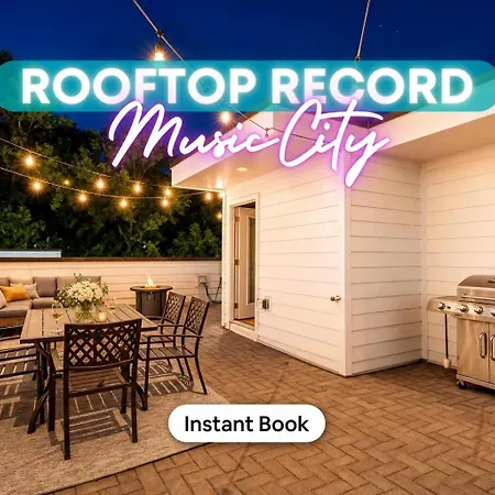 Holiday home Grill Fire Pit & Views Near Downtown Nashville