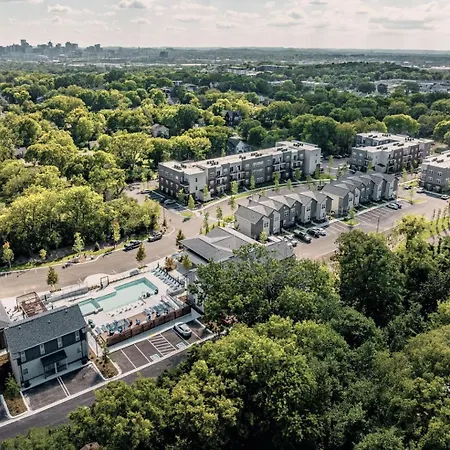 Landing Incredible 1Bd Gym Pool Apartment