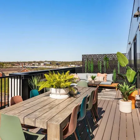 Apartment Bright Side - Penthouse & Rooftop Deck - Downtown Views