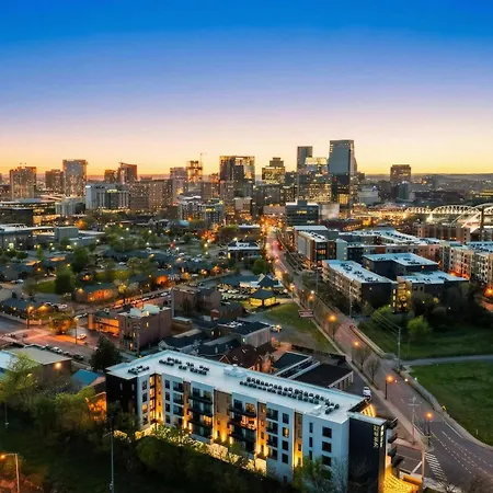 Bright Side - Penthouse & Rooftop Deck - Downtown Views * Nashville