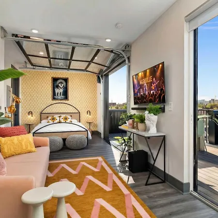 Bright Side - Penthouse & Rooftop Deck - Downtown Views *