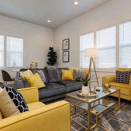 4br Getaway For 12 W Balcony Mins To Broadway Nashville