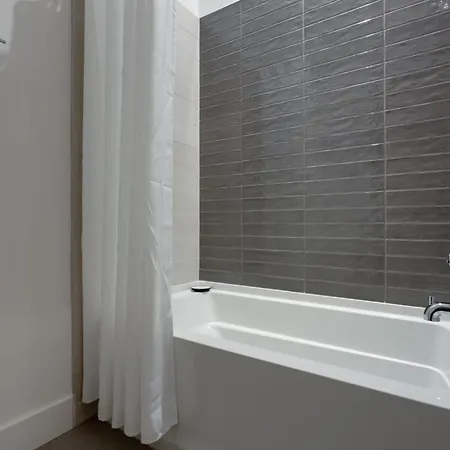 4br Retreat For 12 W Balcony Mins To Broadway Holiday home *