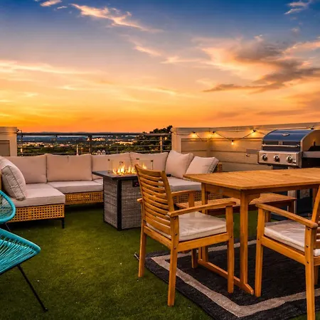 The Main Stage - Rooftop Hot Tubgame Roomgroups Homestay Nashville
