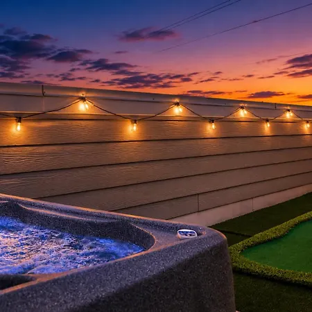 The Main Stage - Rooftop Hot Tubgame Roomgroups * Nashville