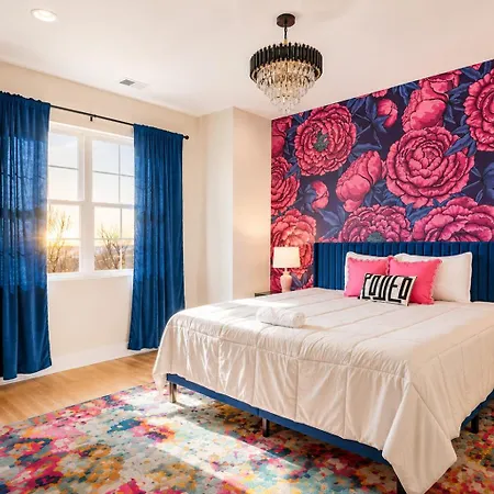 Homestay Rose Social - Rooftop Hot Tubgame Roomsleeps 12 Nashville