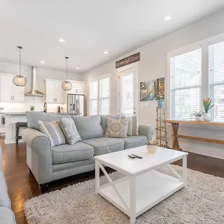 4br East - Walk To Bars & Restaurants * Nashville