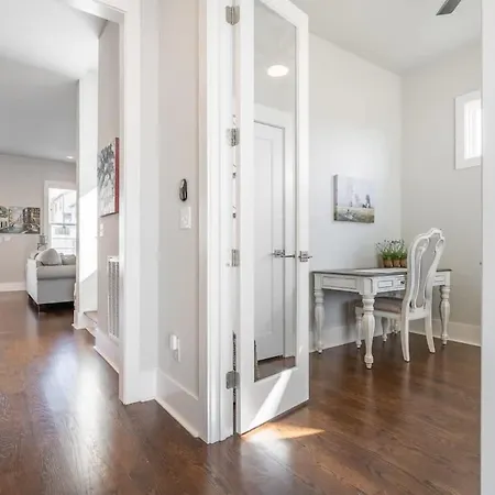 4br East - Walk To Bars & Restaurants Nashville