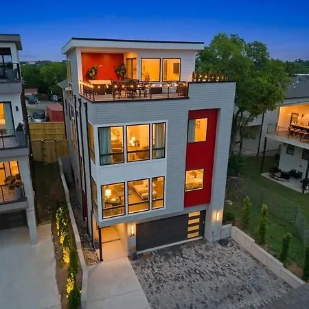 Elevated Luxury Skyline Views Near Broadway