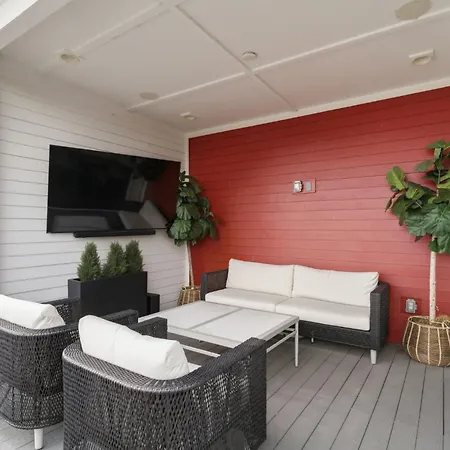 Holiday home Elevated Luxury Skyline Views Near Broadway