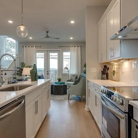 Beautiful Modern Townhome In For Groups & Families Holiday home Nashville