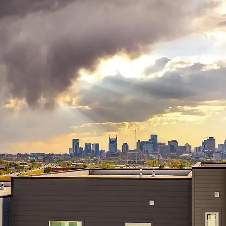 Holiday home Modern Skyline-view Townhome For Groups Up To 8 Nashville