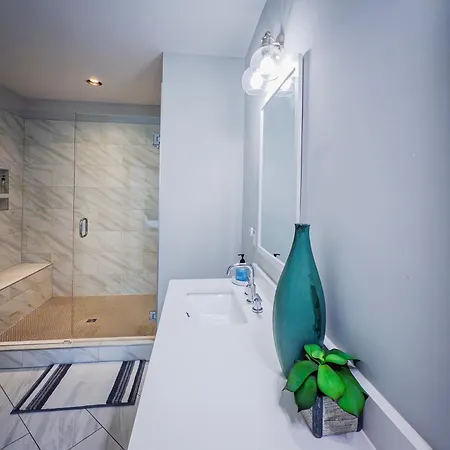 Beautiful Modern Townhome In For Groups & Families Nashville