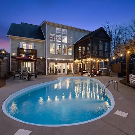 Cedar Peak - Pool Hot Tub & Gym Sleeps 24