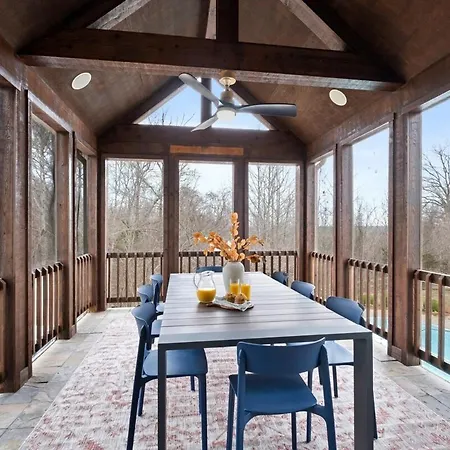 Cedar Peak - Pool Hot Tub & Gym Sleeps 24 Nashville