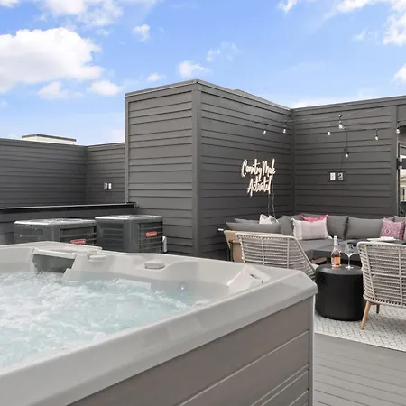 The Hubb House - Relaxing Rooftop Hot Tub Nashville