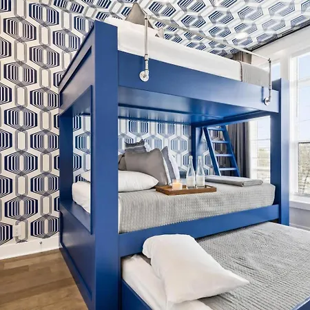 Rooftop Deck Townhome Sleeps 12 Near Geodis Park *