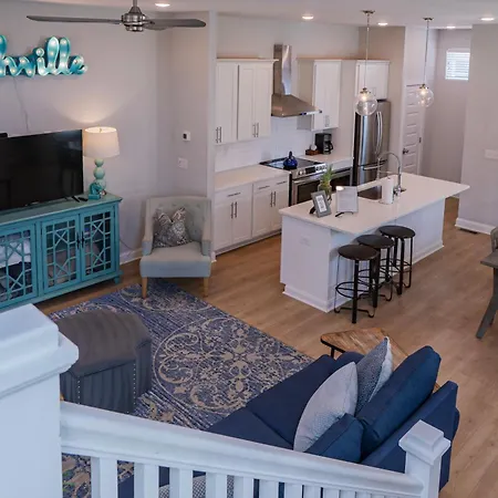 Beautiful Modern Townhome In For Groups & Families *