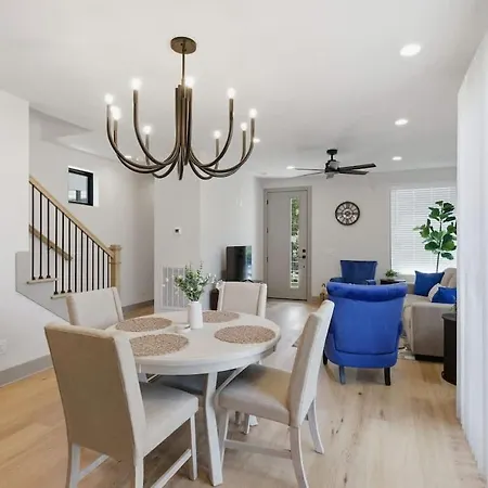 Executive Mid Term - Office And Garage Holiday home Nashville