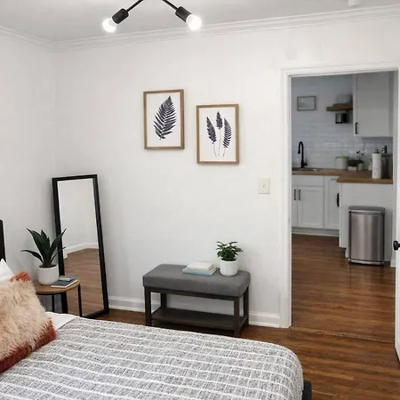 1947 Rustic Farmhouse. East Nash. Mins To Broadway *
