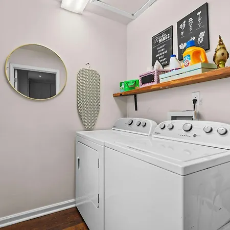 Area 3br With Yard And Workspace Nashville