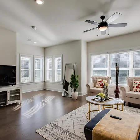 Holiday home Luxury Three Bedroom Townhouse Near Airport Nashville