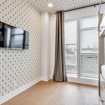 Holiday home Pet-friendly House Sleeps 12 Near Geodis Park Nashville