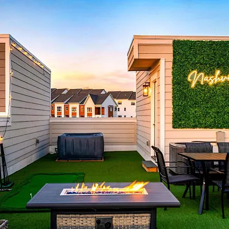 The Encore - Rooftop Hot Tubgame Roomsleeps 12 Nashville