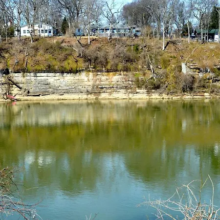 Beautiful Waterfront Vacation Close To Opryland In Nashville, Tennessee Holiday home Nashville