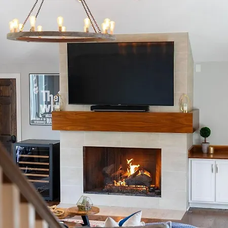 The Magnolia House *