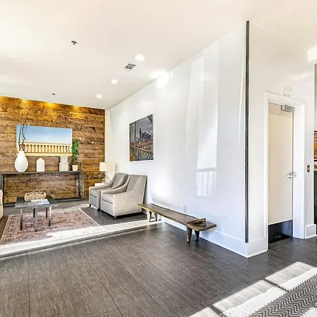 West End Retreat Near Vanderbilt & Park Holiday home Nashville