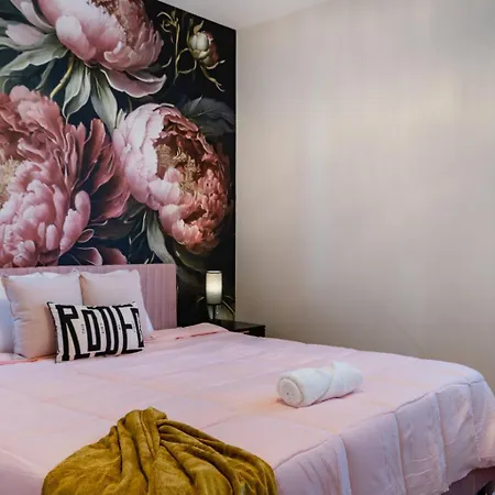 Homestay Rose Social - Rooftop Hot Tubgame Roomsleeps 12 Nashville