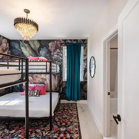 Rose Social - Rooftop Hot Tubgame Roomsleeps 12 Homestay Nashville
