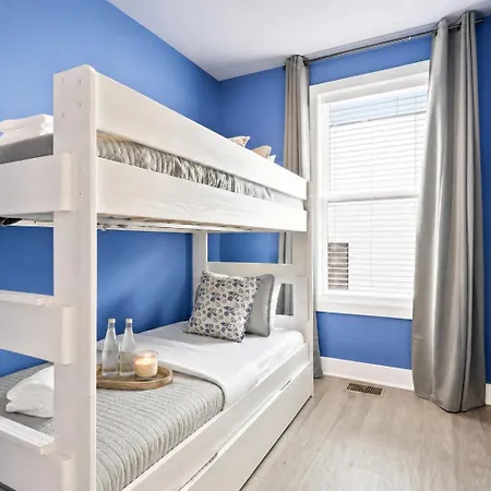 2 Rooftop Homes - Sleeps 24 - Near Geodis Park