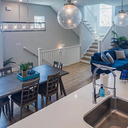 Beautiful Modern Townhome In For Groups & Families * Nashville