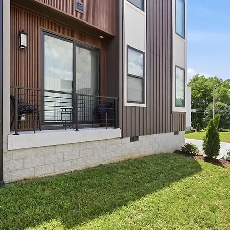 Executive Mid Term - Office And Garage Holiday home Nashville
