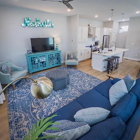 Holiday home Beautiful Modern Townhome In For Groups & Families Nashville