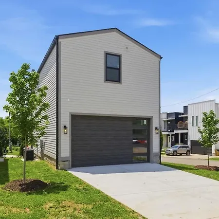 Executive Mid Term - Office And Garage Holiday home Nashville