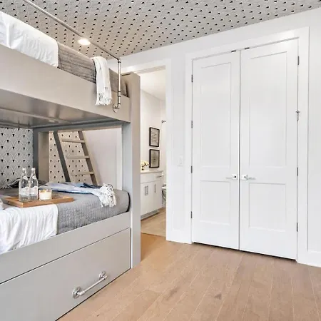 2 Rooftop Homes - Sleeps 24 - Near Geodis Park *