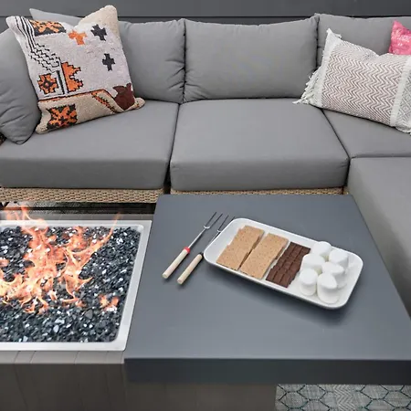 The Hubb House - Relaxing Rooftop Hot Tub Holiday home Nashville