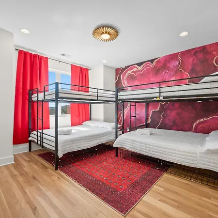 The Encore - Rooftop Hot Tubgame Roomsleeps 12 Nashville