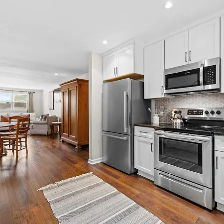 Area 3br With Yard And Workspace *