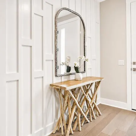 Rooftop Deck Townhome Sleeps 12 Near Geodis Park * Nashville