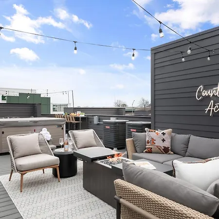 Holiday home The Hubb House - Relaxing Rooftop Hot Tub Nashville
