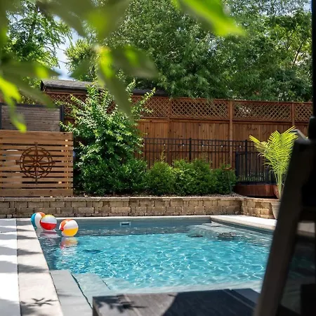 The Magnolia House * Nashville