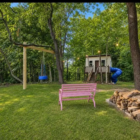 Cedar Peak - Pool Hot Tub & Gym Sleeps 24
