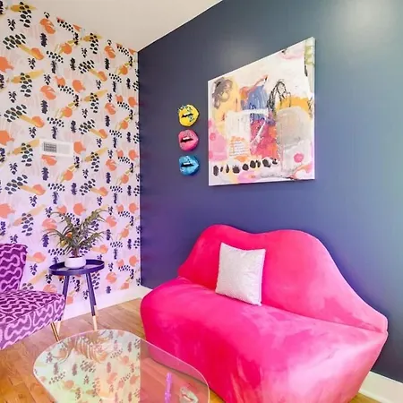 Funk House. Mins To Broadway. Parking Holiday home Nashville